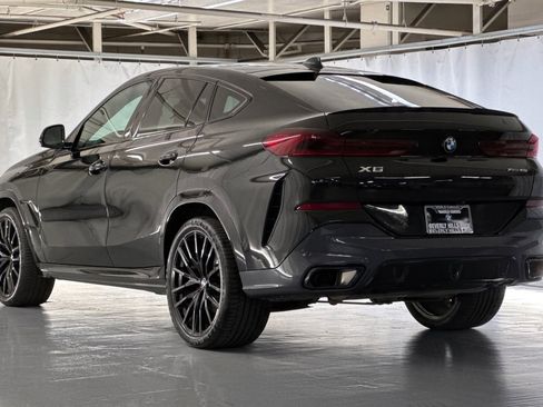 Used 2023 BMW X6 xDrive40i w/ Executive Package image 3