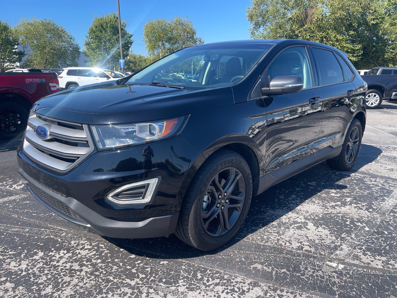 Used 2018 Ford Edge SEL w/ Equipment Group 201A FWD image 1