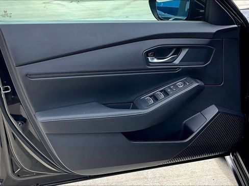 Used 2025 Honda Accord Sport image 22