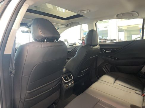 Used 2025 Subaru Legacy Limited image 9