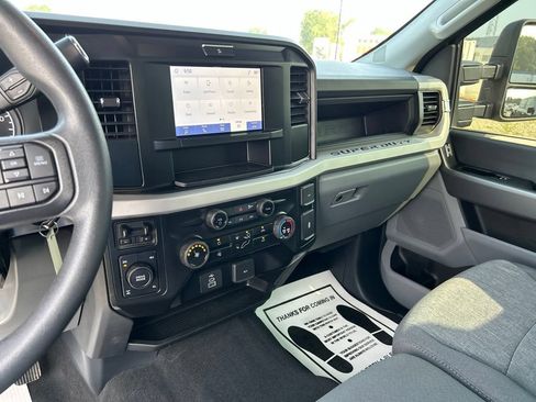 Used 2026 Ford F250 XL w/ STX Appearance Package AWD/4WD image 27