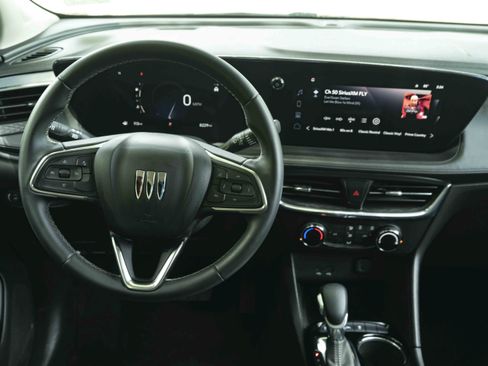 Used 2024 Buick Encore GX Preferred FWD image 19
