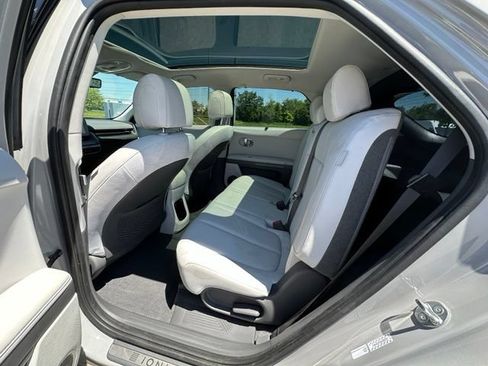 Used 2024 Hyundai Ioniq 5 Limited AWD/4WD image 14