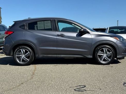Used 2021 Honda HR-V EX image 3
