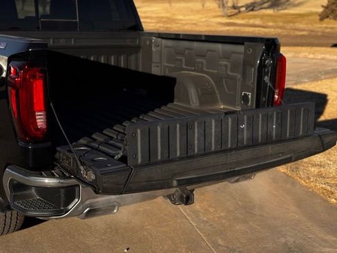 Used 2023 GMC Sierra 1500 SLT w/ SLT Convenience Package image 18