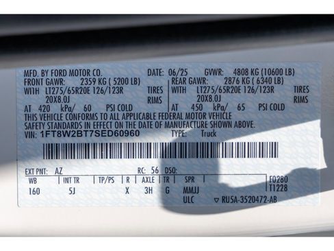 New 2025 Ford F250 Lariat w/ Chrome Package image 32