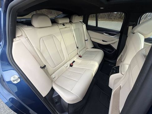 Used 2022 BMW X4 xDrive30i w/ M Sport Package 2 AWD/4WD image 21