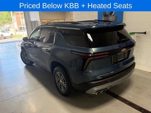 Used 2024 Chevrolet Traverse LT AWD/4WD image 6