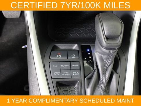 Used 2024 Toyota RAV4 XLE AWD/4WD image 26