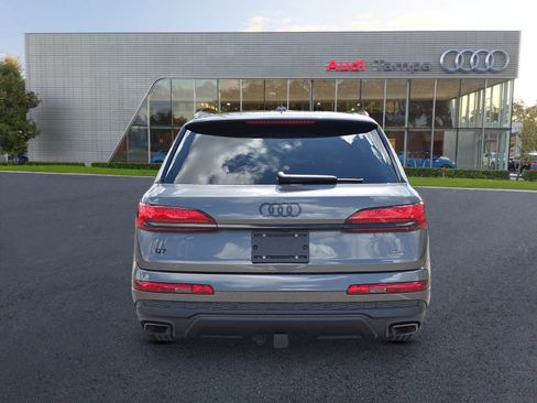 New 2025 Audi Q7 3.0T Prestige image 5