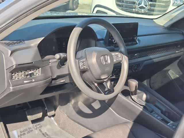 Used 2025 Honda Accord SE image 10