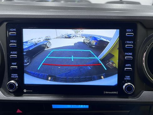 Used 2023 Toyota Tacoma TRD Off-Road image 21