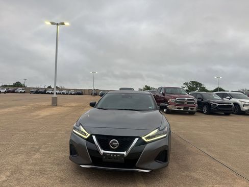 Used 2022 Nissan Maxima SV w/ Floor Mat Group image 5