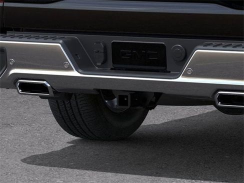 New 2026 GMC Sierra 1500 SLE image 14