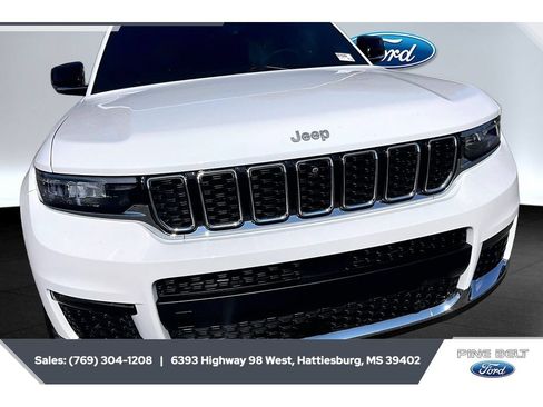 Used 2025 Jeep Grand Cherokee L Limited w/ Luxury Tech Group II RWD image 22
