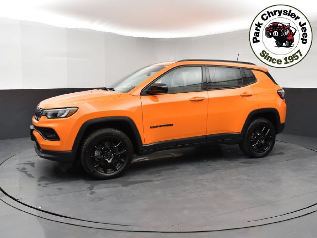 New 2026 Jeep Compass Latitude AWD/4WD image 3