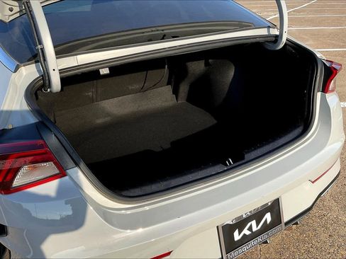 Used 2023 Kia K5 GT-Line w/ GT-Line Premium Package image 18