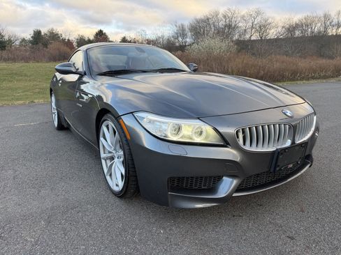 Used 2015 BMW Z4 sDrive35i image 11
