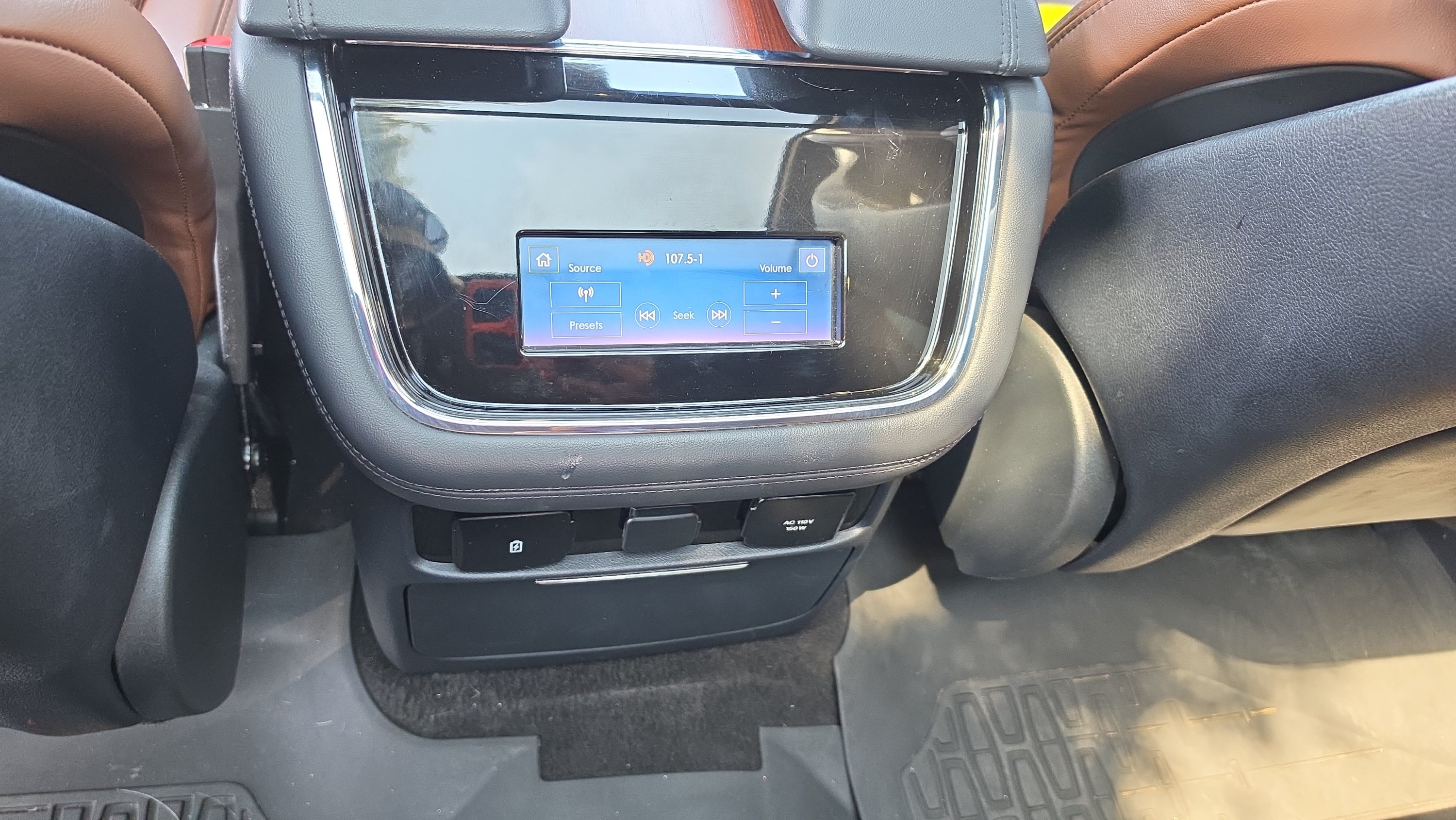 Used 2023 Lincoln Navigator Reserve AWD/4WD image 21