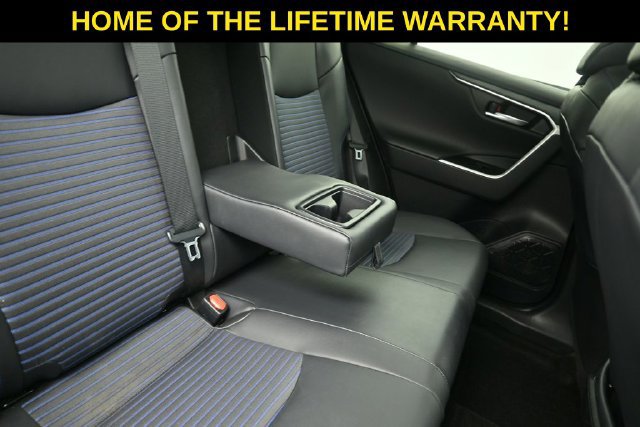 Used 2023 Toyota RAV4 XSE AWD/4WD image 36