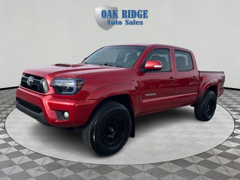 Used 2014 Toyota Tacoma V6 image 1