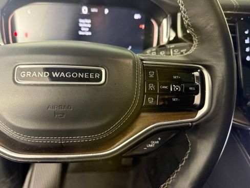 Used 2023 Jeep Grand Wagoneer Series II AWD/4WD image 18