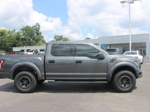 Used 2017 Ford F150 Raptor AWD/4WD image 11