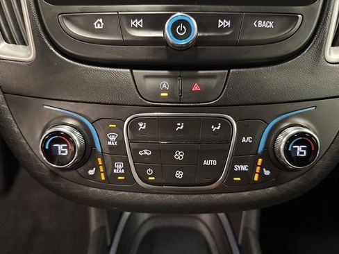 Used 2023 Chevrolet Malibu LT FWD image 17