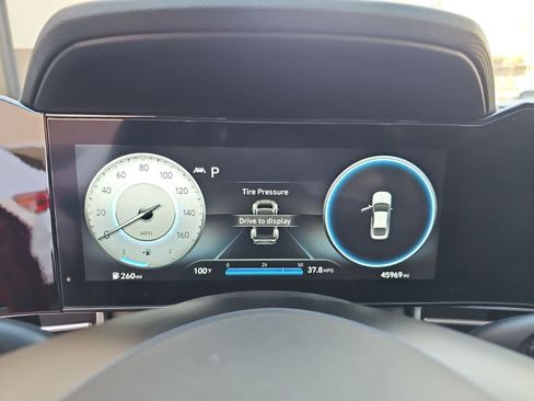 Used 2023 Hyundai Elantra SEL w/ Convenience Package FWD image 22