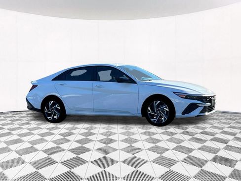 New 2025 Hyundai Elantra Sport w/ Cargo Package image 16