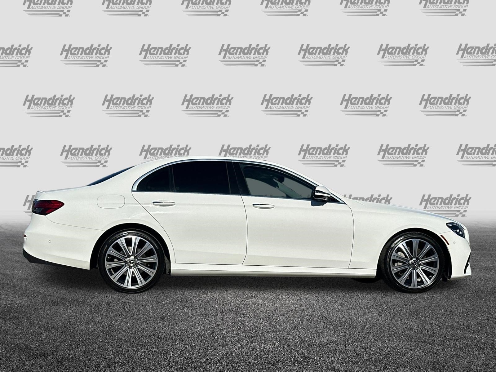 Used 2023 Mercedes-Benz E 350 Sedan image 3