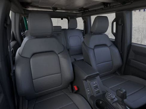 New 2025 Ford Bronco Outer Banks w/ Sasquatch Package image 10