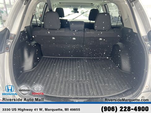 Used 2017 Toyota RAV4 XLE image 8