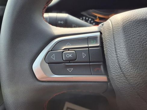 Used 2024 Jeep Compass Trailhawk image 27