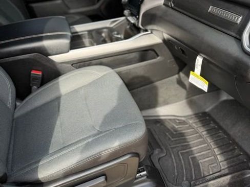 Used 2023 RAM 1500 Big Horn image 15