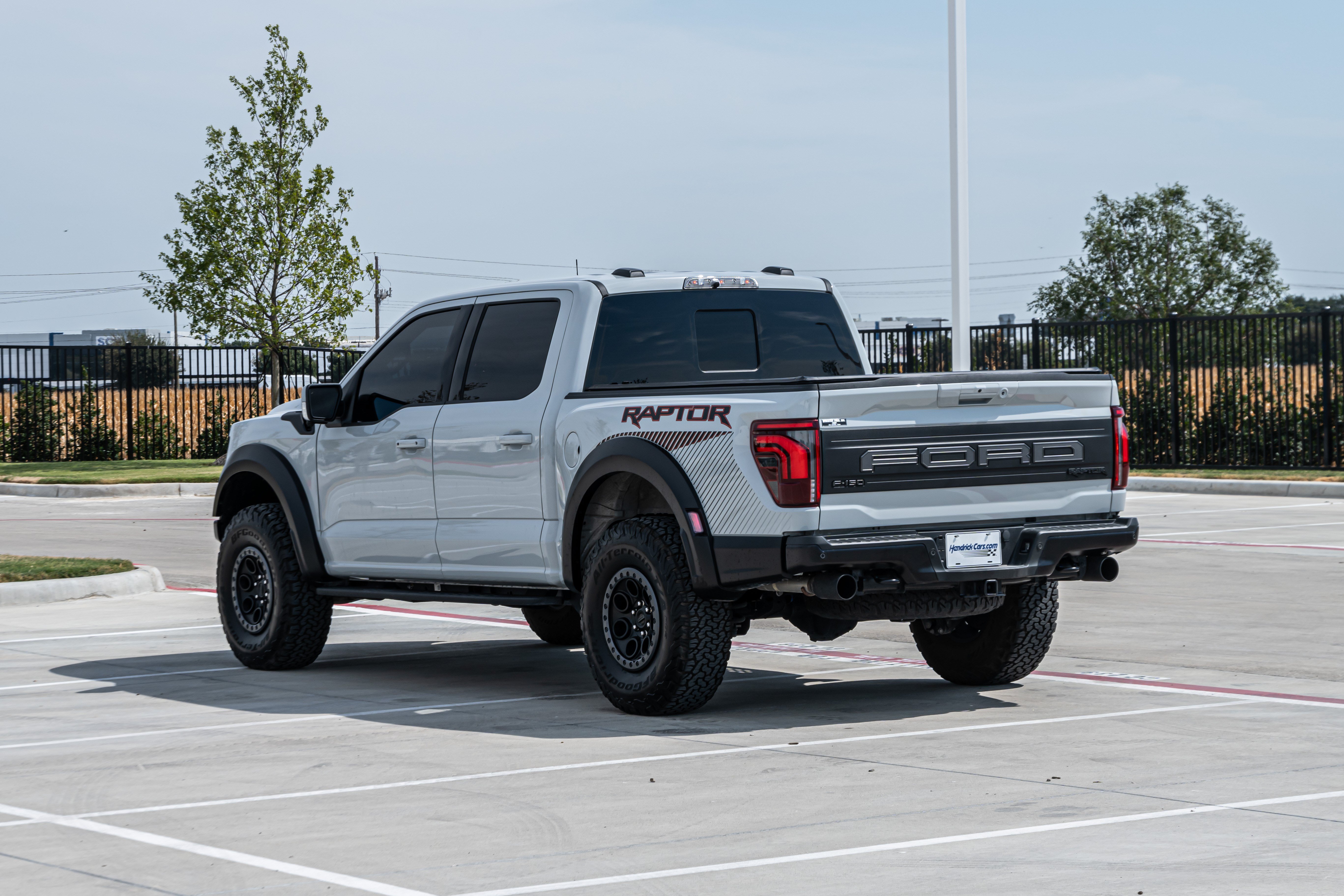 Used 2026 Ford F150 Raptor AWD/4WD image 7
