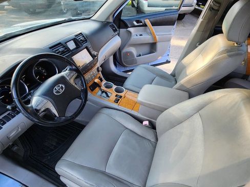 Used 2008 Toyota Highlander Limited image 26