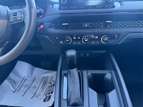 Used 2023 Honda Accord EX image 11