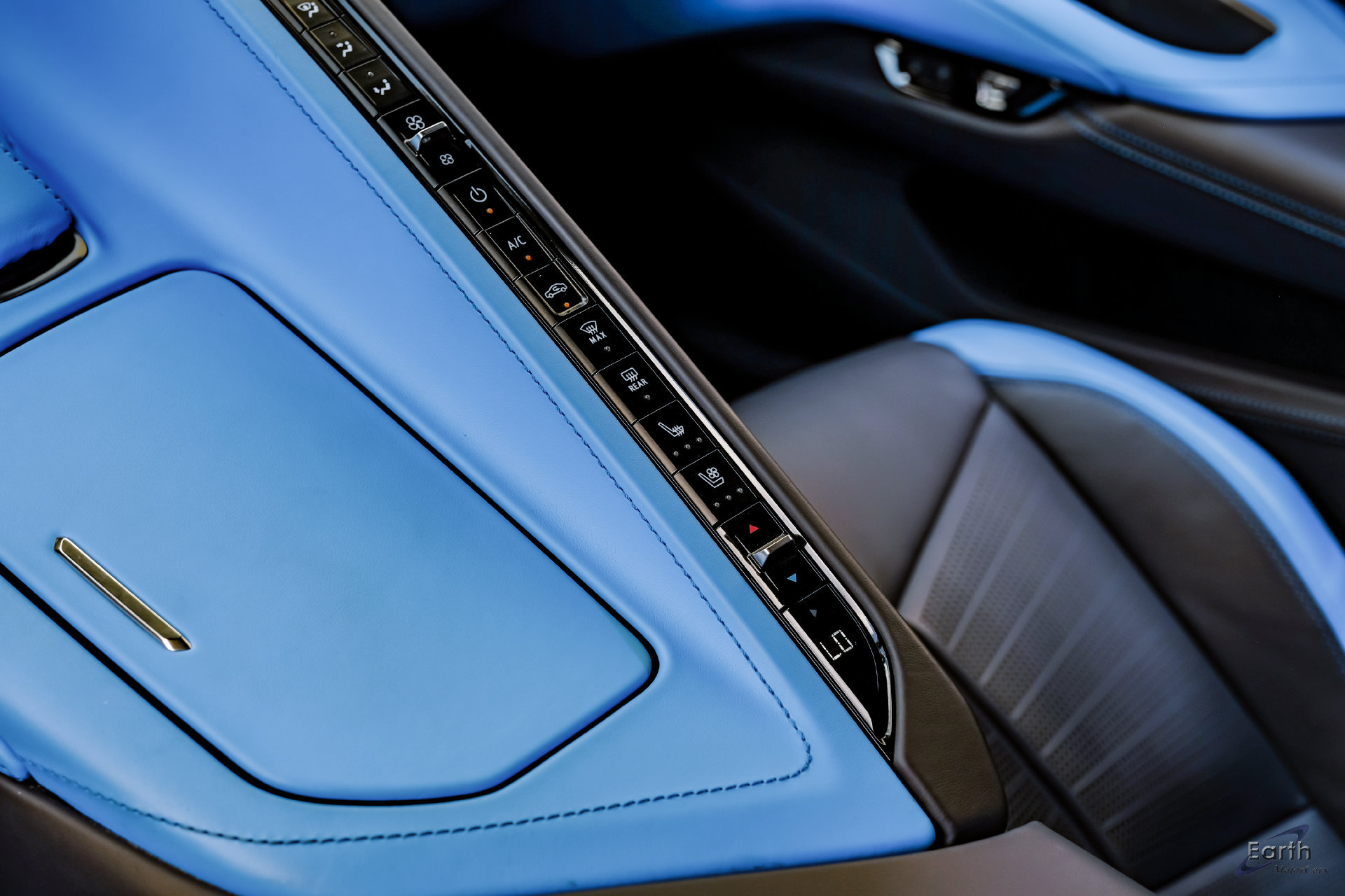 Used 2024 Chevrolet Corvette Z06 w/ Z07 Performance Package RWD image 56