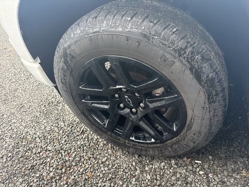 Used 2022 Chevrolet Silverado 1500 Custom image 22