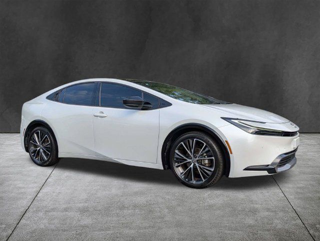 Used 2024 Toyota Prius Limited FWD image 2