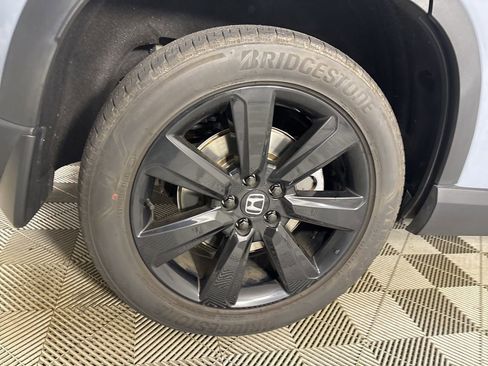 Used 2025 Honda Pilot Black Edition image 34