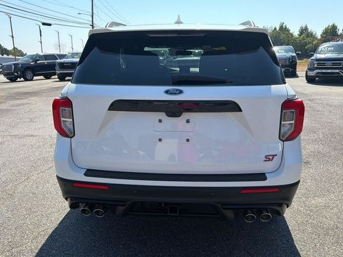 Used 2023 Ford Explorer ST w/ Equipment Group 401A AWD/4WD image 12