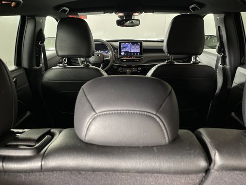 Used 2024 Jeep Compass Trailhawk w/ Trailhawk Convenience Group image 16