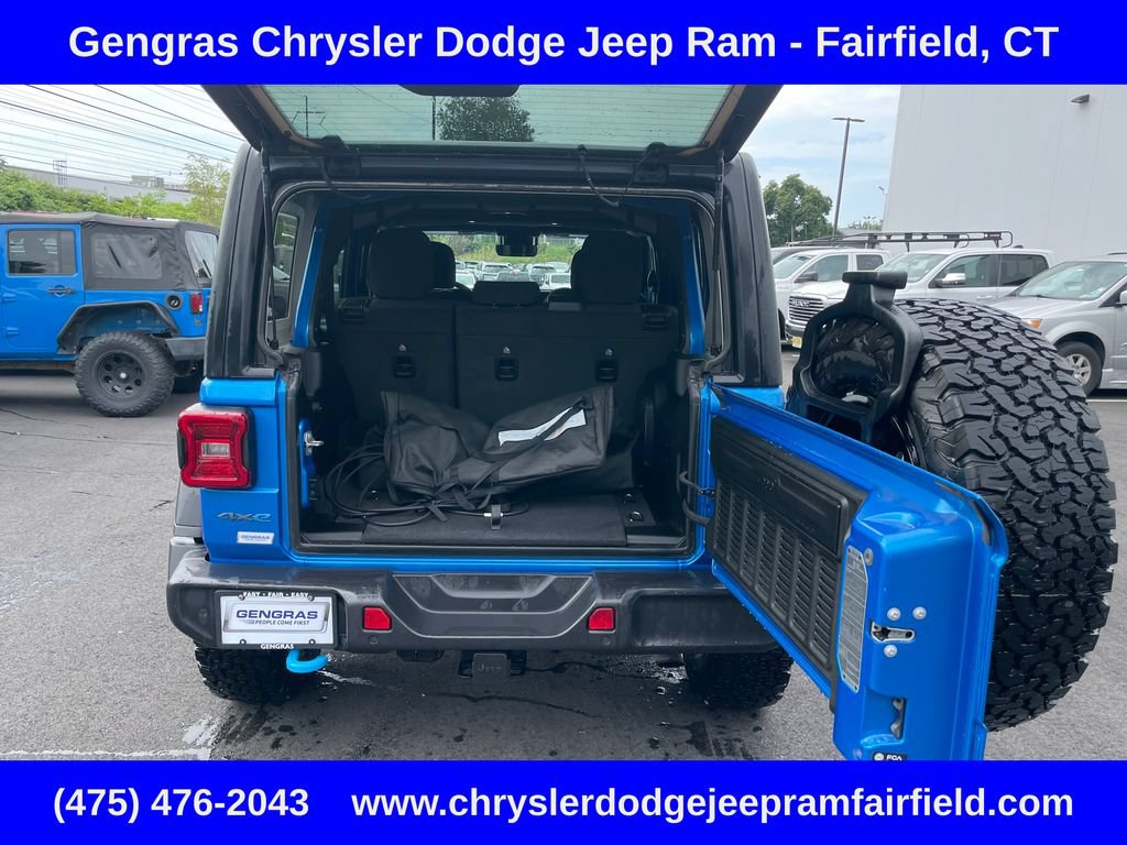 Certified 2025 Jeep Wrangler Unlimited Rubicon 4xe w/ Safety Group AWD/4WD image 32