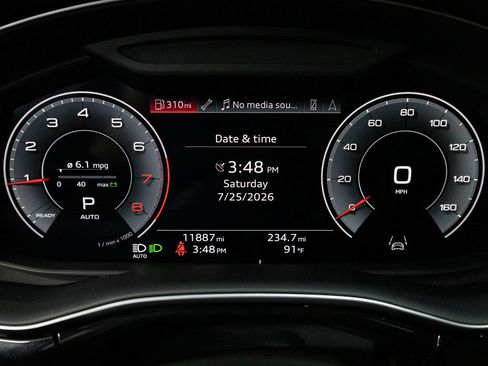 Used 2023 Audi Q8 Premium Plus AWD/4WD image 18