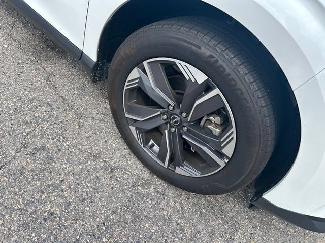 Certified 2025 Nissan Murano SL AWD/4WD image 4