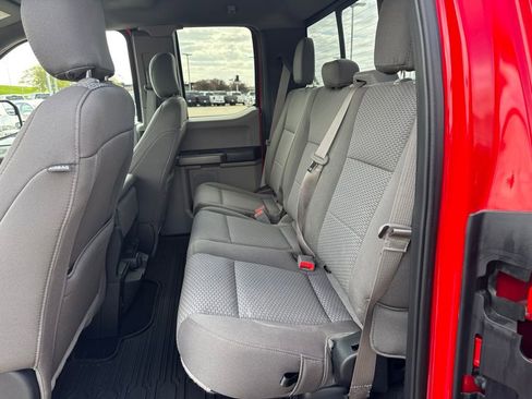 Used 2019 Ford F150 XLT w/ Equipment Group 302A Luxury AWD/4WD image 16