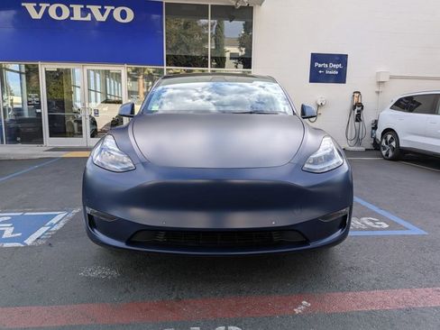 Used 2021 Tesla Model Y Performance image 2