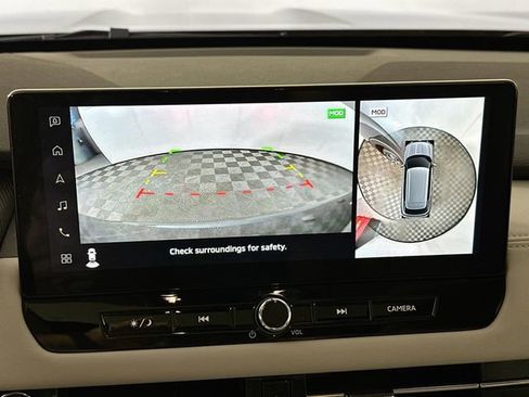 Used 2025 Mitsubishi Outlander AWD image 14